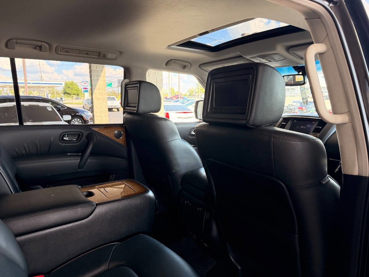 Used 2012 INFINITI QX56 4WD w/ Theater Pkg image 29