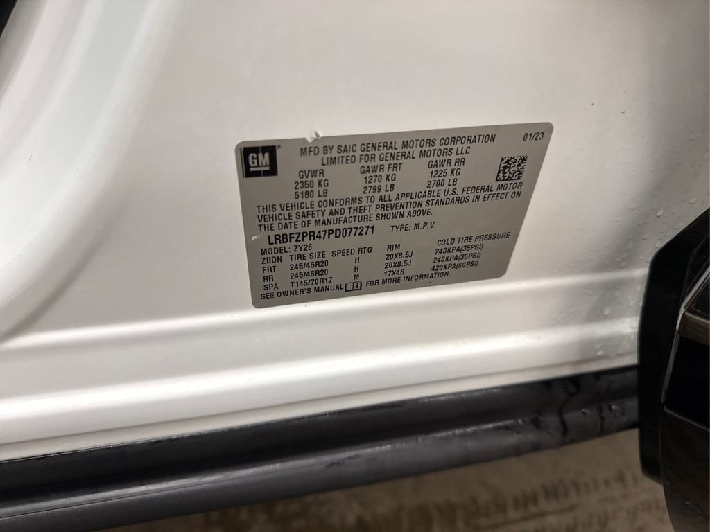 Used 2023 Buick Envision Essence w/ Technology Package I image 18