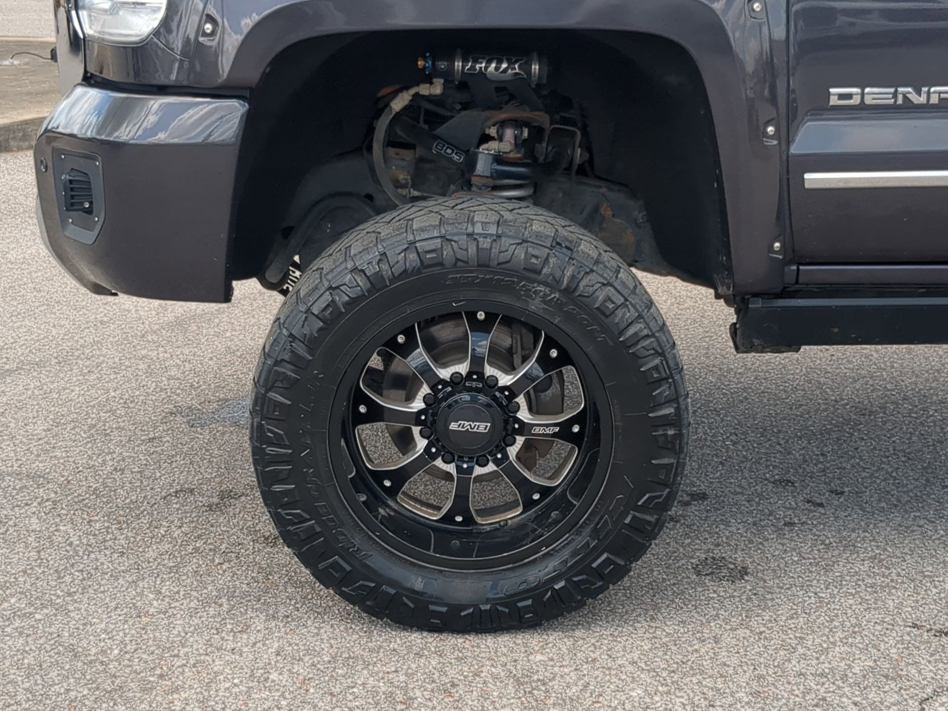 Used 2015 GMC Sierra 2500 Denali w/ Duramax Plus Package image 10