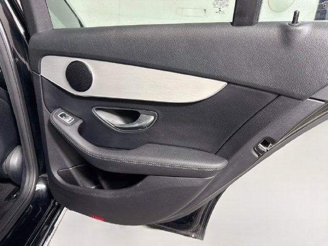 Used 2019 Mercedes-Benz C 300 Sedan image 27
