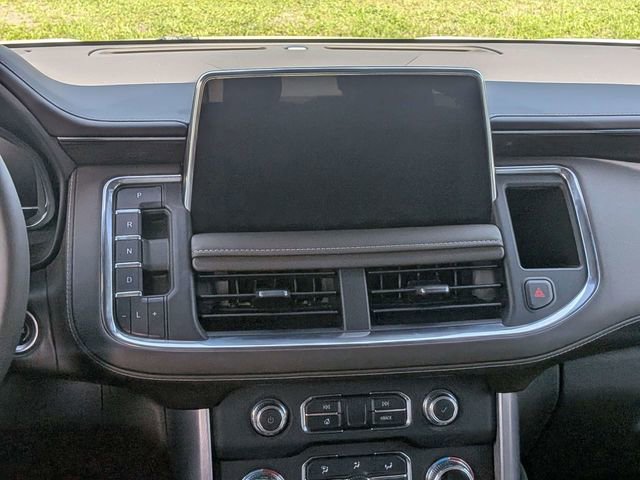 Used 2022 GMC Yukon SLE w/ Gmc Pro Safety Plus Package RWD image 15