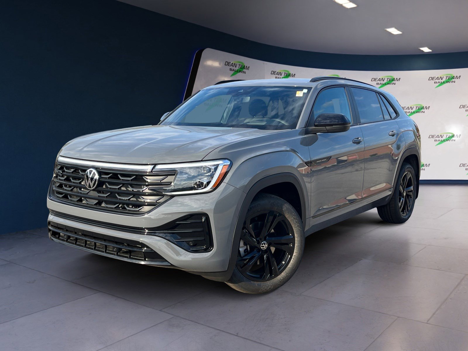 New 2026 Volkswagen Atlas Cross Sport SEL R-Line image 3