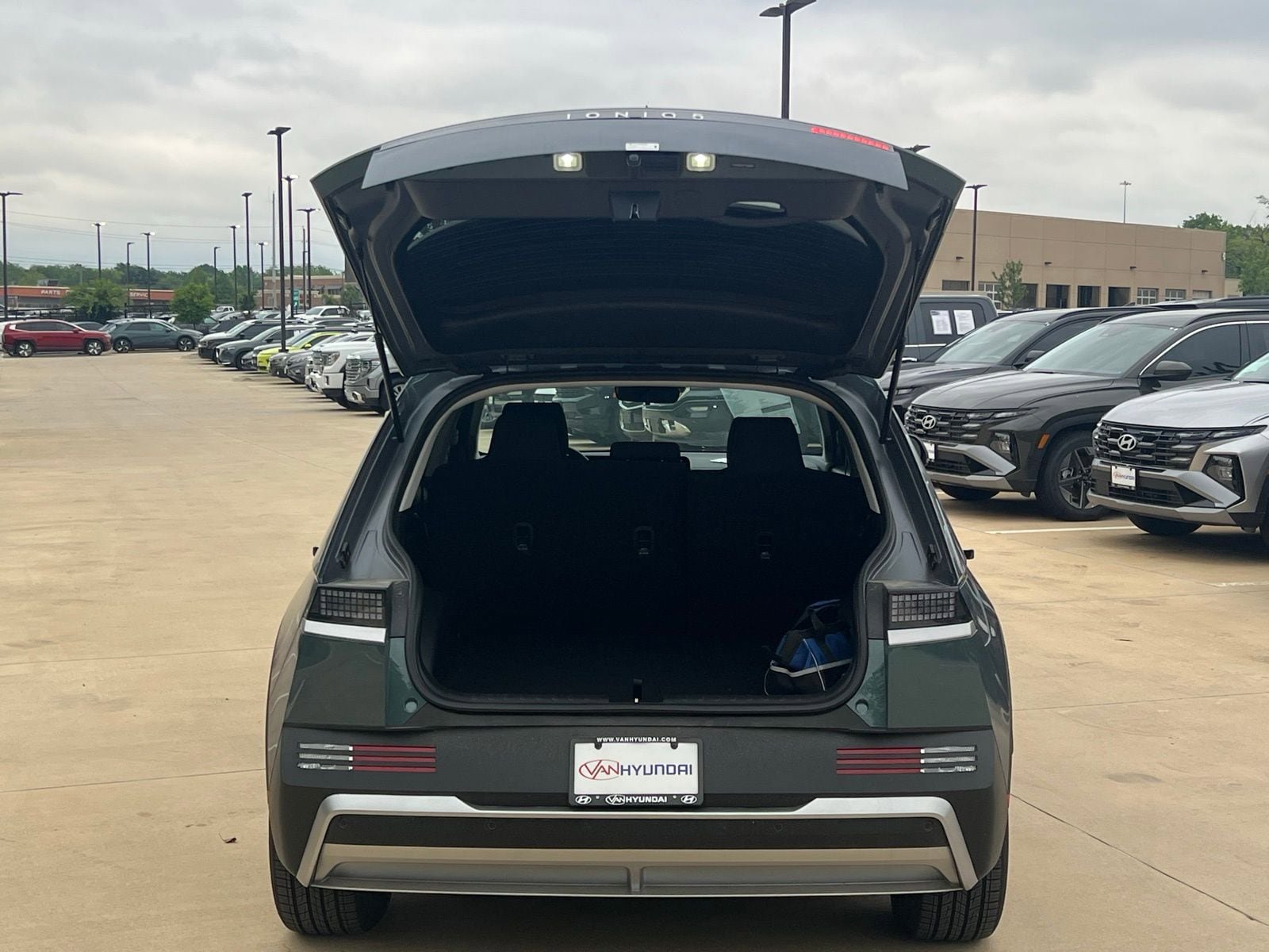 Used 2026 Hyundai Ioniq 5 SE RWD image 14