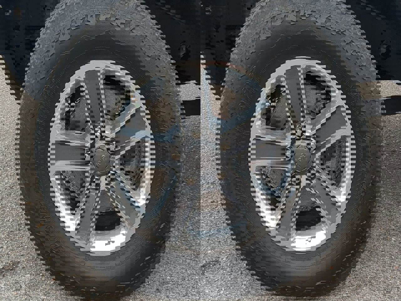 Used 2020 Jeep Gladiator Overland image 11