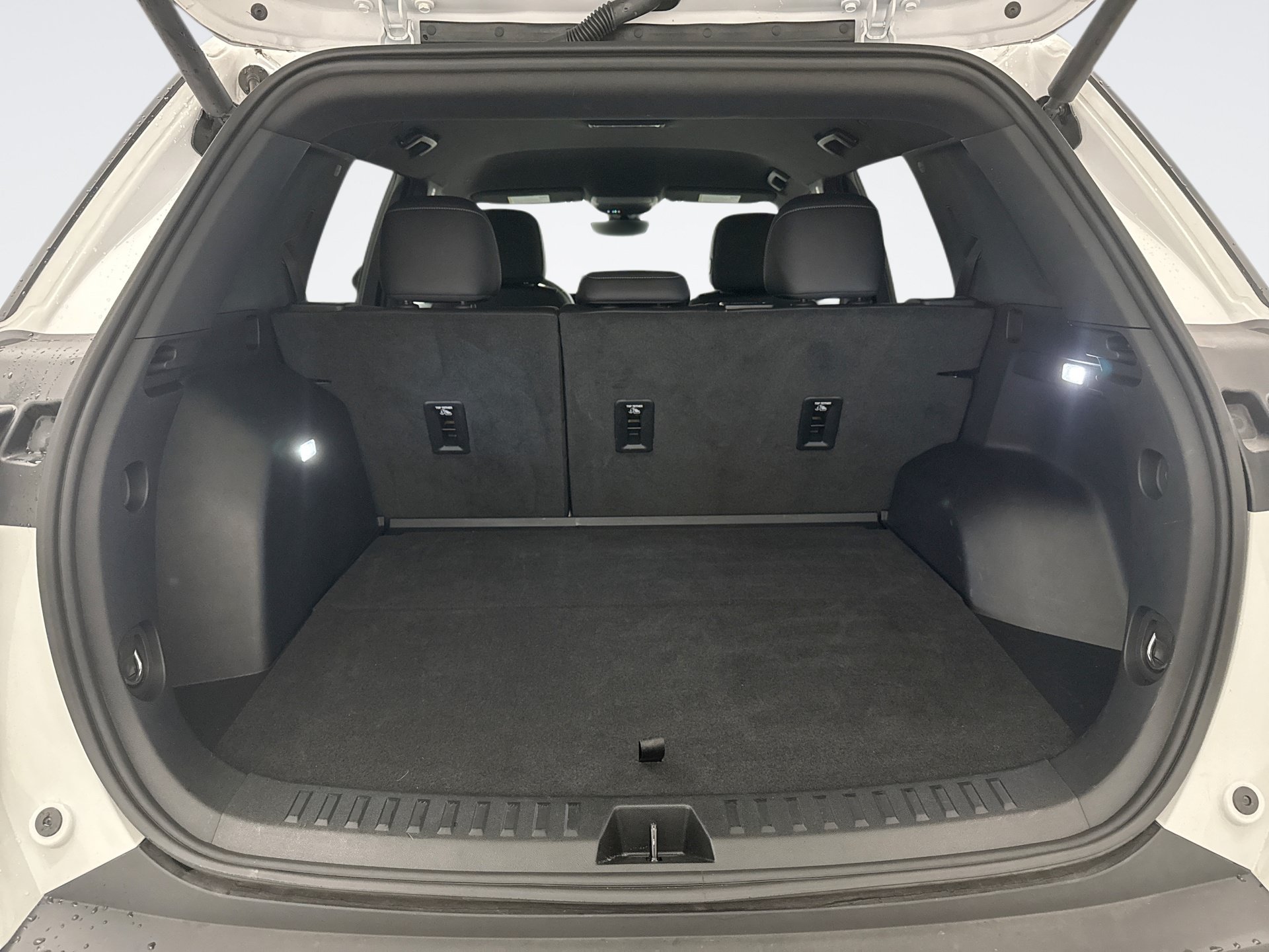 Used 2025 Chevrolet Equinox LT w/ Convenience Package II AWD/4WD image 20