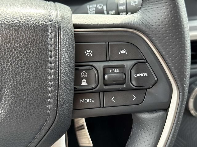 Used 2026 Toyota 4Runner SR5 AWD/4WD image 23