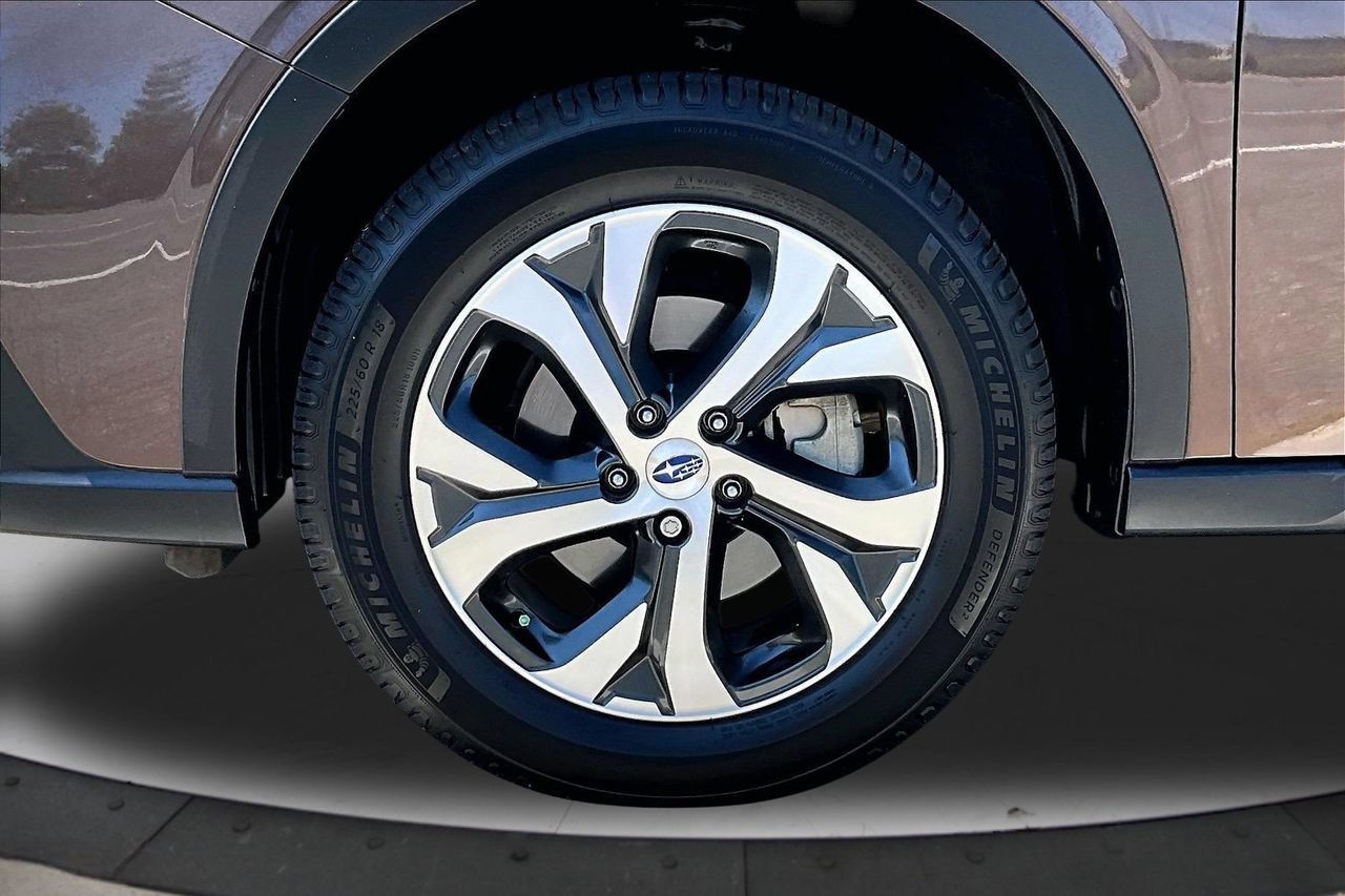 Used 2021 Subaru Outback Touring AWD/4WD image 33