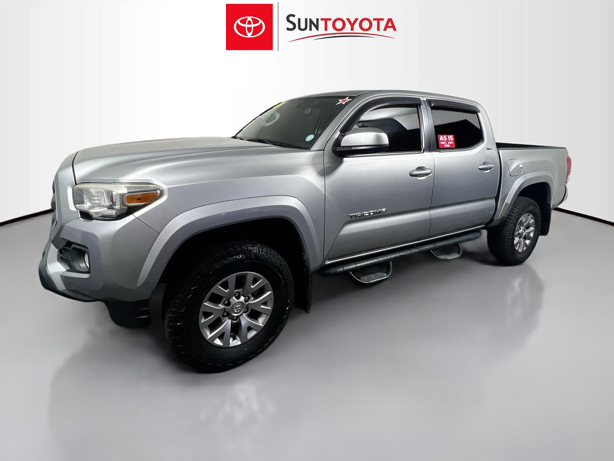 Used 2017 Toyota Tacoma SR5 w/ Tow Package RWD image 9