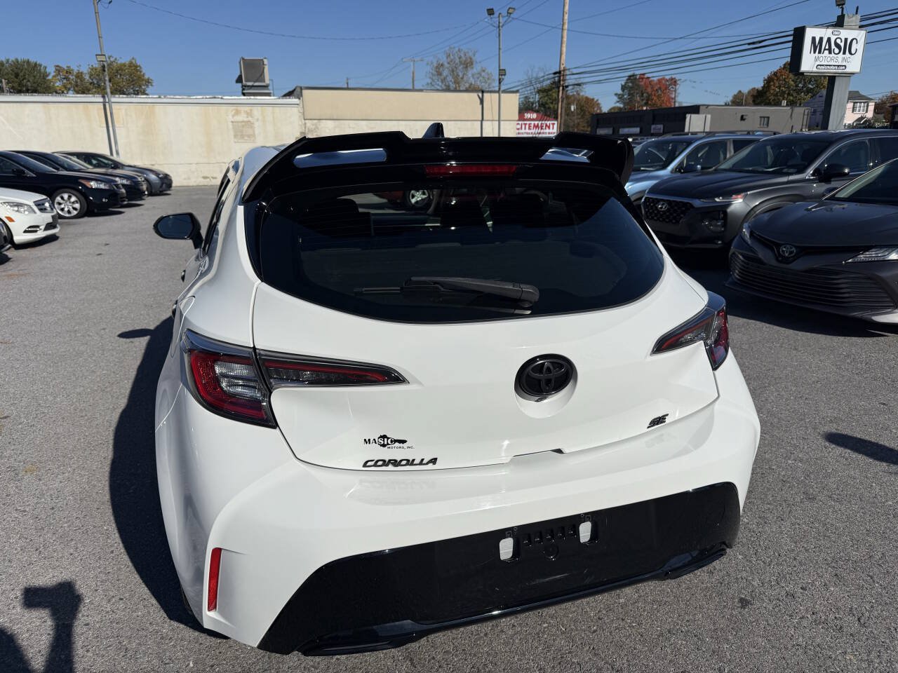 Used 2021 Toyota Corolla SE FWD image 4
