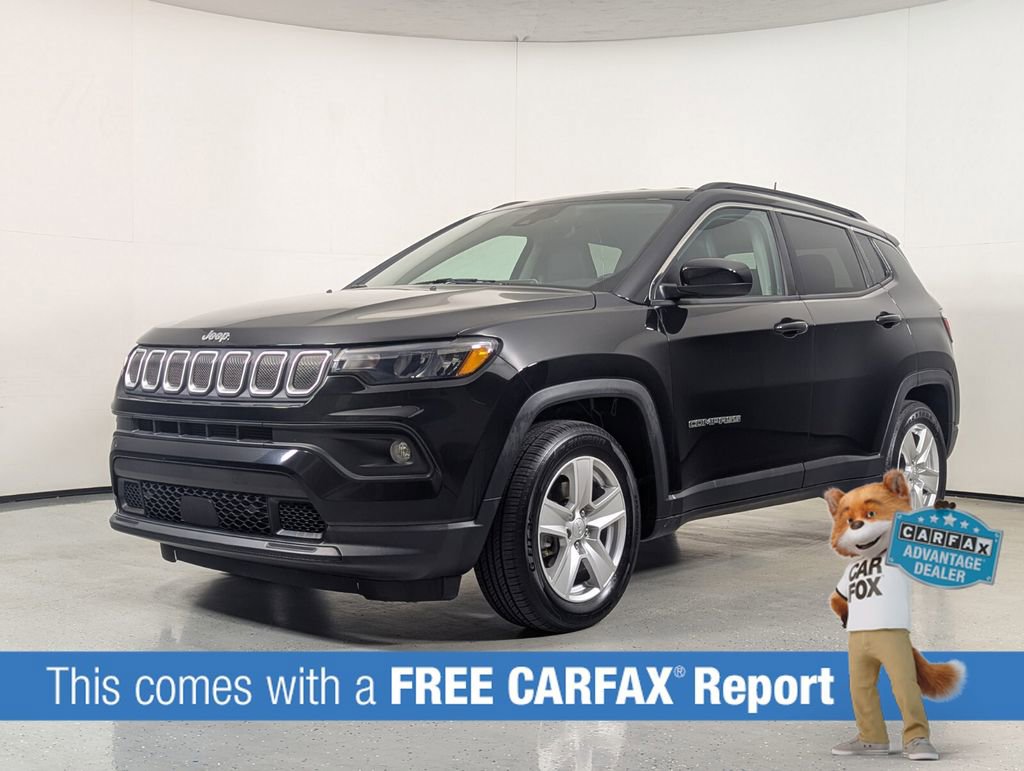 Used 2022 Jeep Compass Latitude FWD image 3
