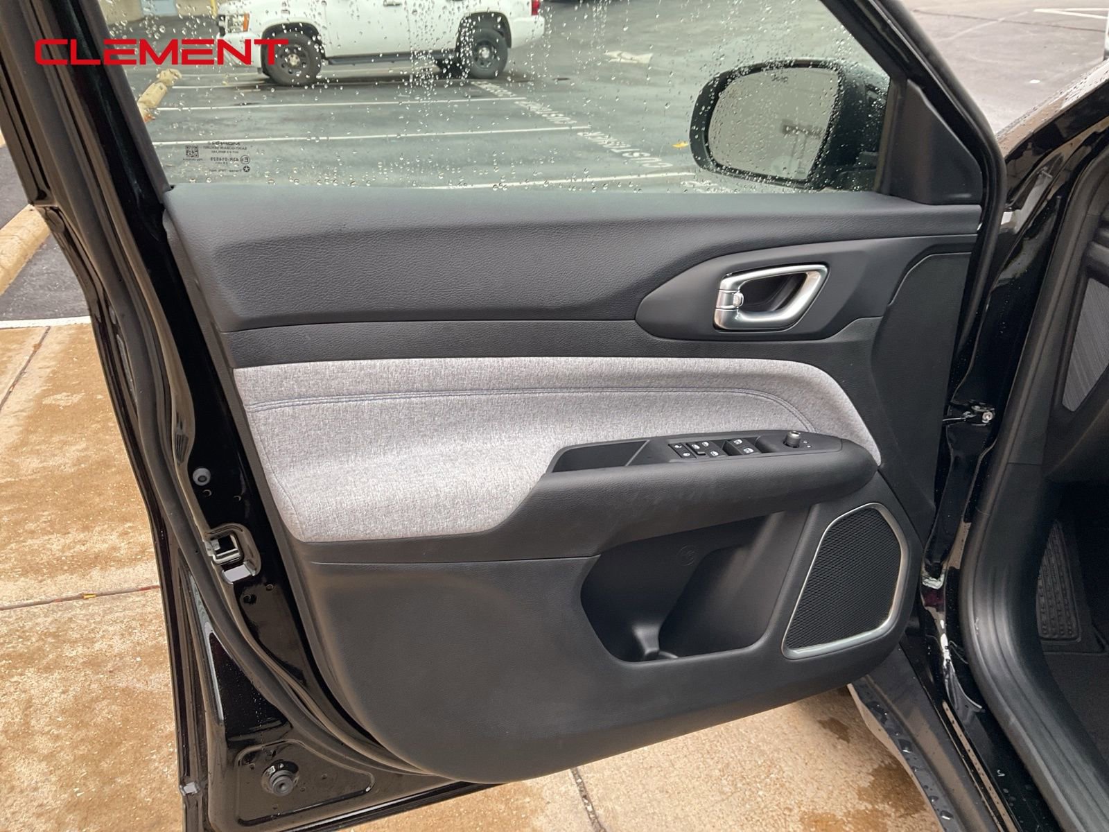 New 2026 Jeep Compass Latitude image 13