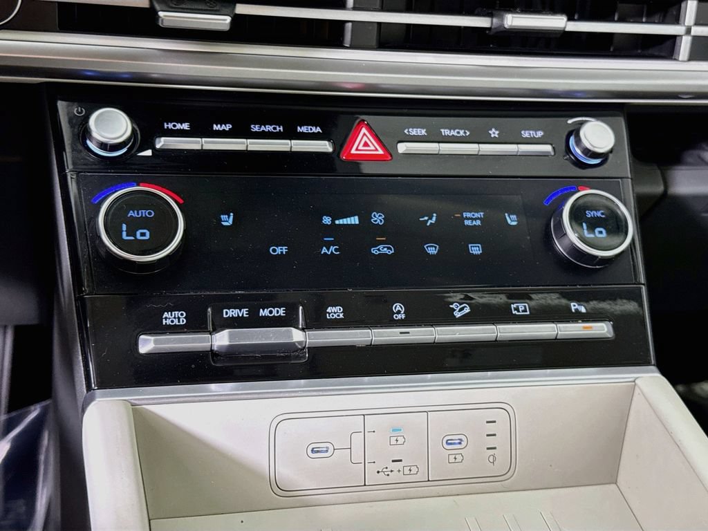 Used 2024 Hyundai Santa Fe SEL AWD/4WD image 8