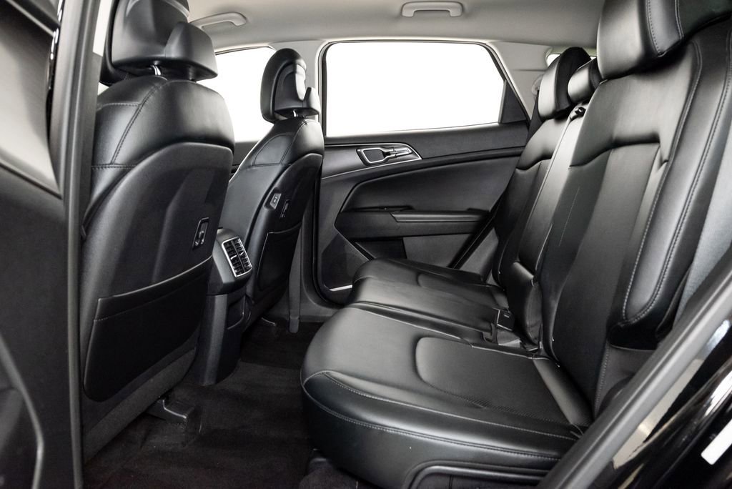 Certified 2023 Kia Sportage EX image 25