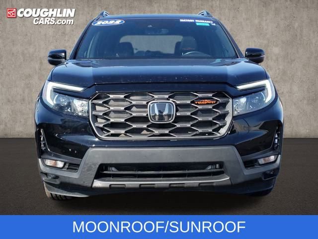Used 2022 Honda Passport TrailSport image 3