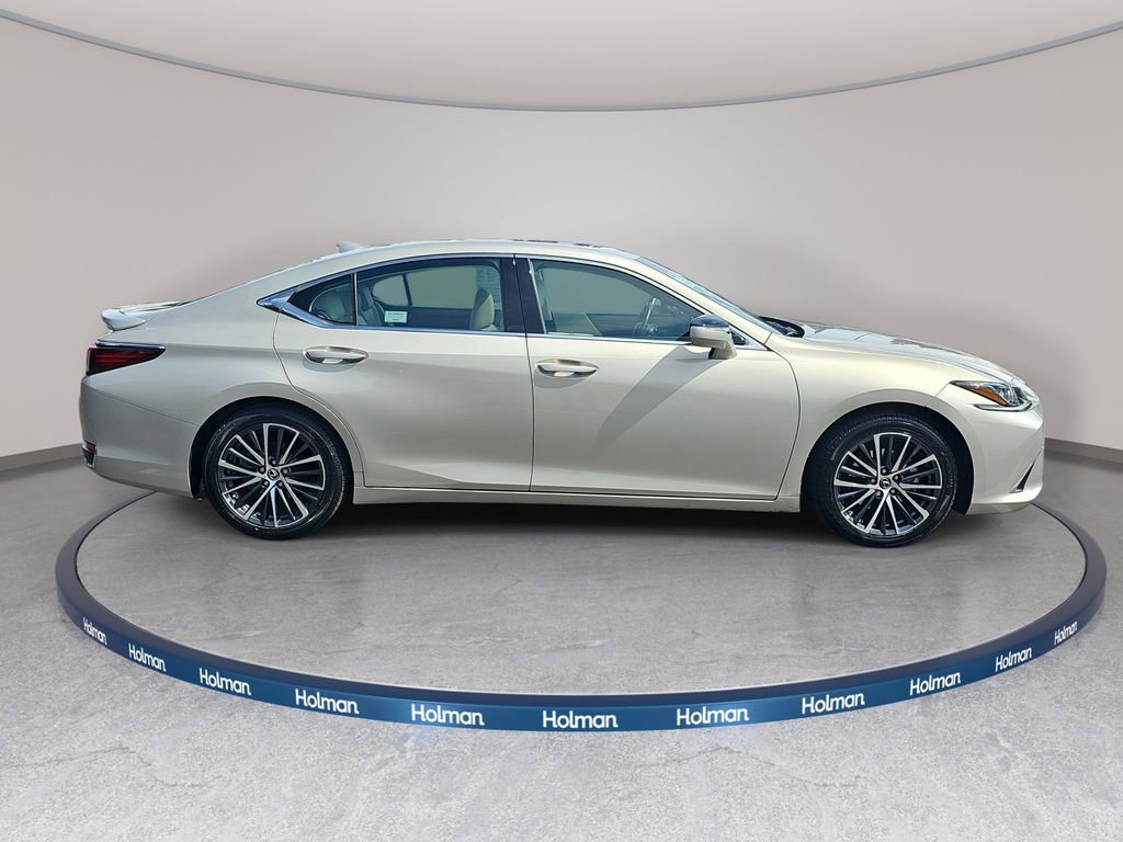 Certified 2023 Lexus ES 300h w/ Premium Package FWD image 5