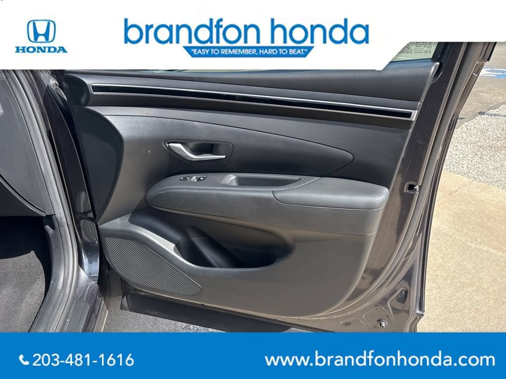 Used 2023 Hyundai Tucson SE AWD/4WD image 8