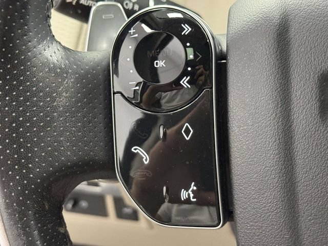 Used 2019 Land Rover Range Rover Velar R-Dynamic SE AWD/4WD image 38