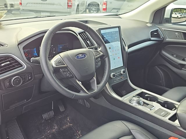 Certified 2024 Ford Edge SEL w/ Convenience Package AWD/4WD image 13