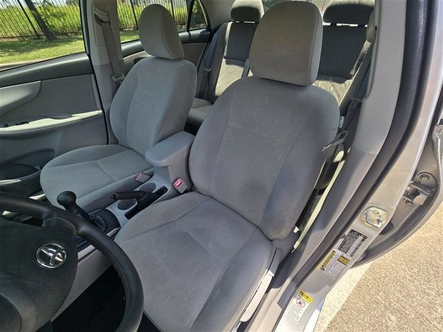 Used 2013 Toyota Corolla L FWD image 11