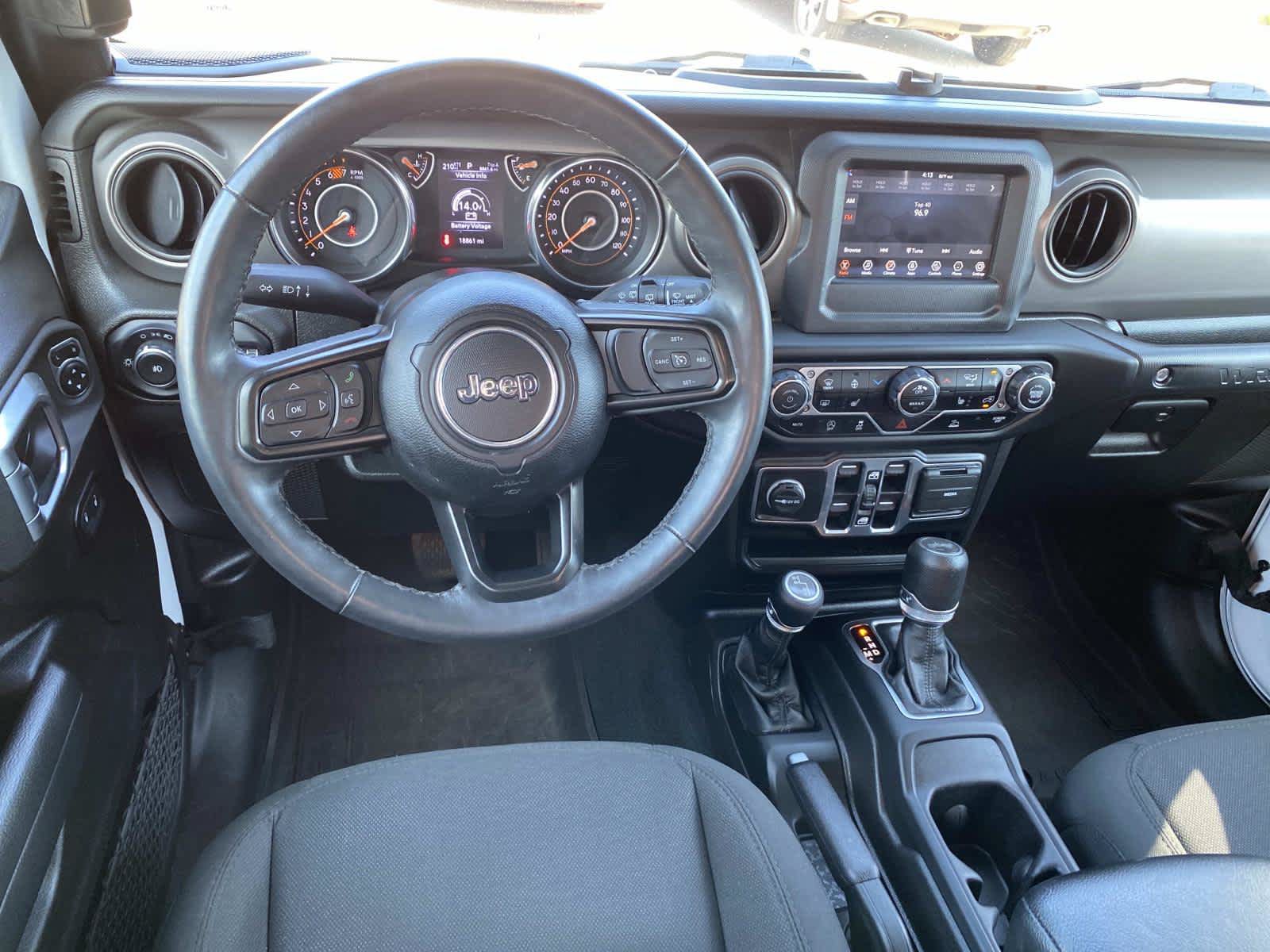 Used 2023 Jeep Wrangler Unlimited Sport AWD/4WD image 13