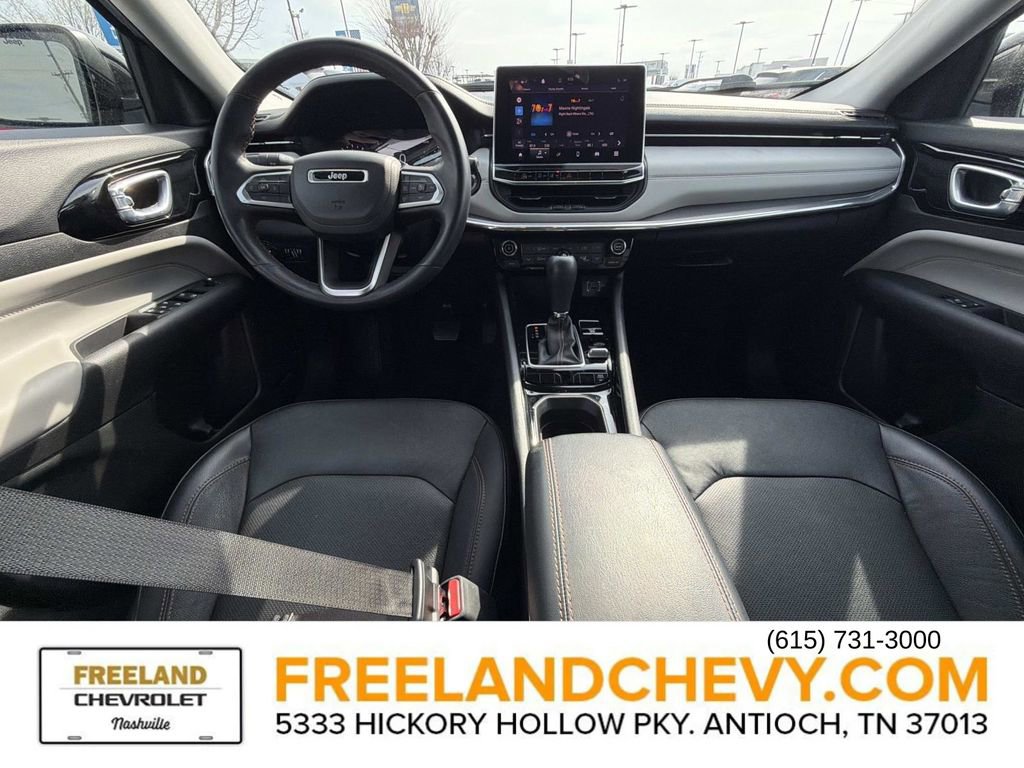 Used 2022 Jeep Compass Limited image 19