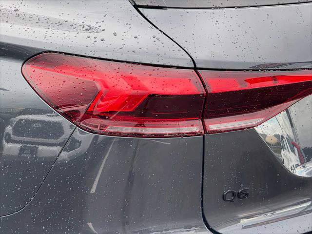 Used 2025 Audi Q6 e-tron Premium Plus AWD/4WD image 14