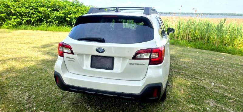 Used 2018 Subaru Outback 2.5i Limited image 12