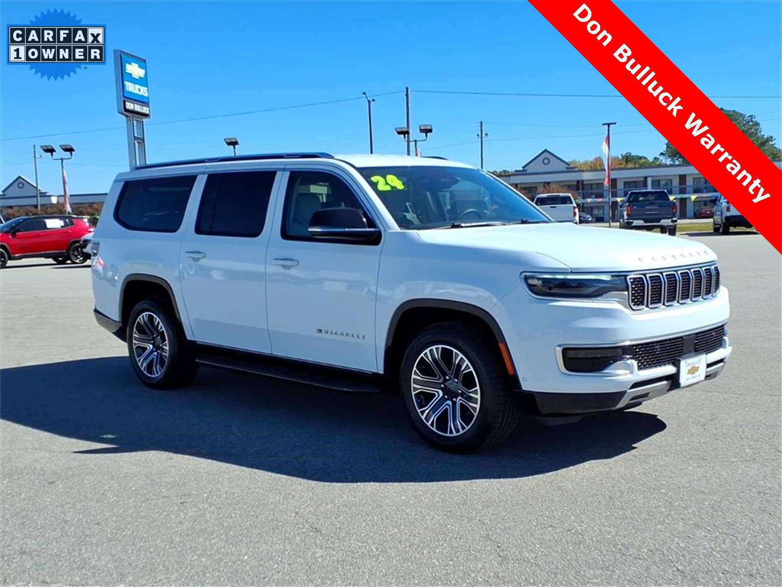 Used 2024 Jeep Wagoneer L Series II w/ Flexible Seating Group image 7