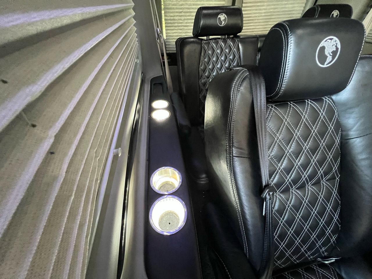 Used 2022 Ford Transit 250 Medium Roof AWD image 52