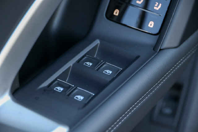 Certified 2025 Audi Q5 Premium Plus AWD/4WD image 6