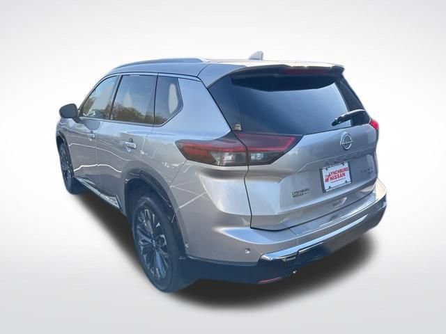 Used 2024 Nissan Rogue Platinum w/ Platinum Premium Package image 3