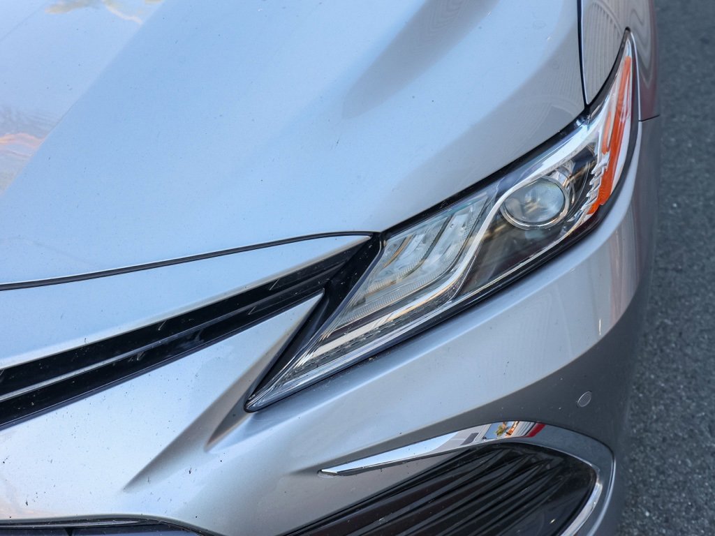 Used 2022 Toyota Camry XLE image 10