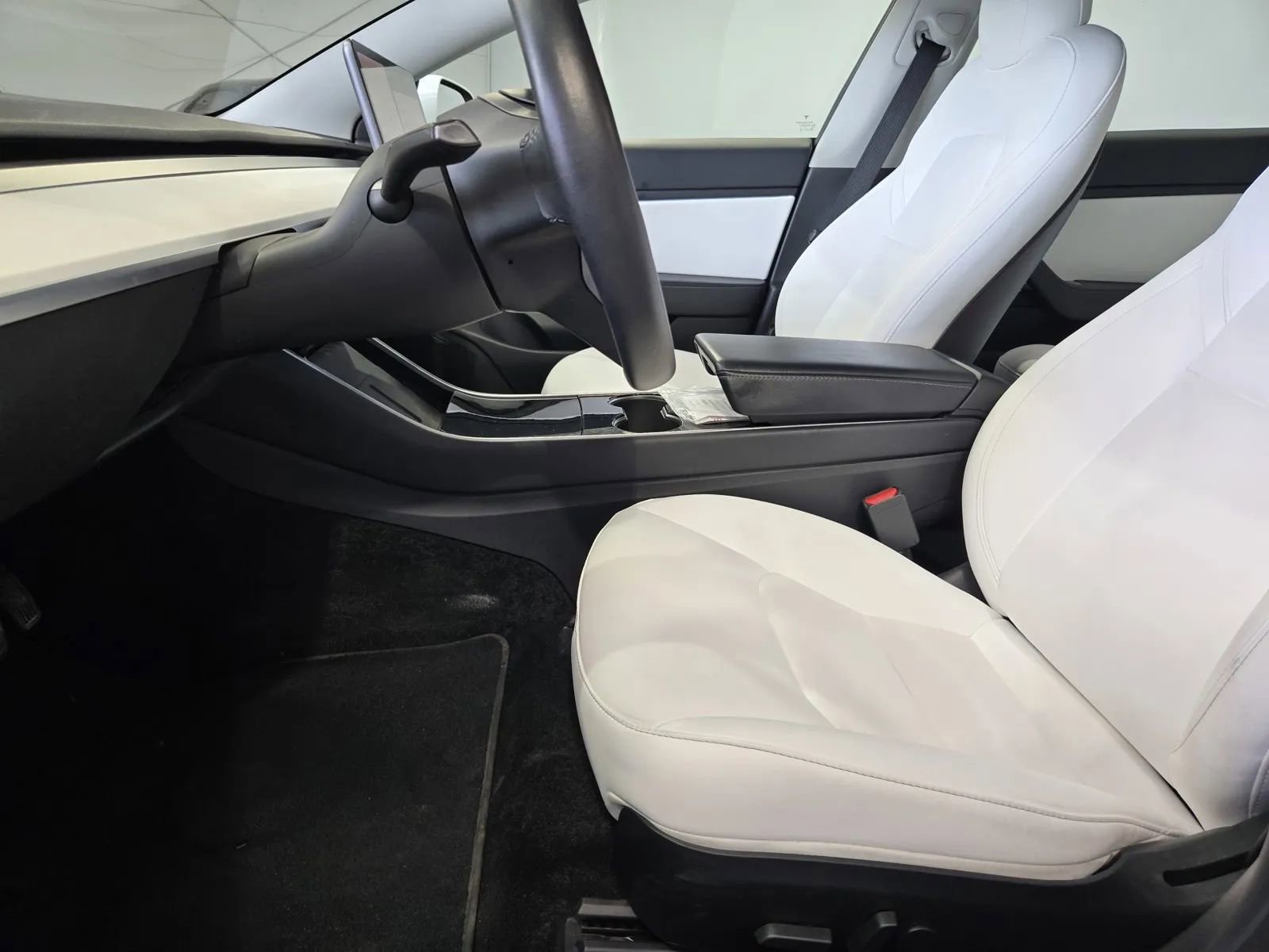 Used 2020 Tesla Model 3 Long Range image 14