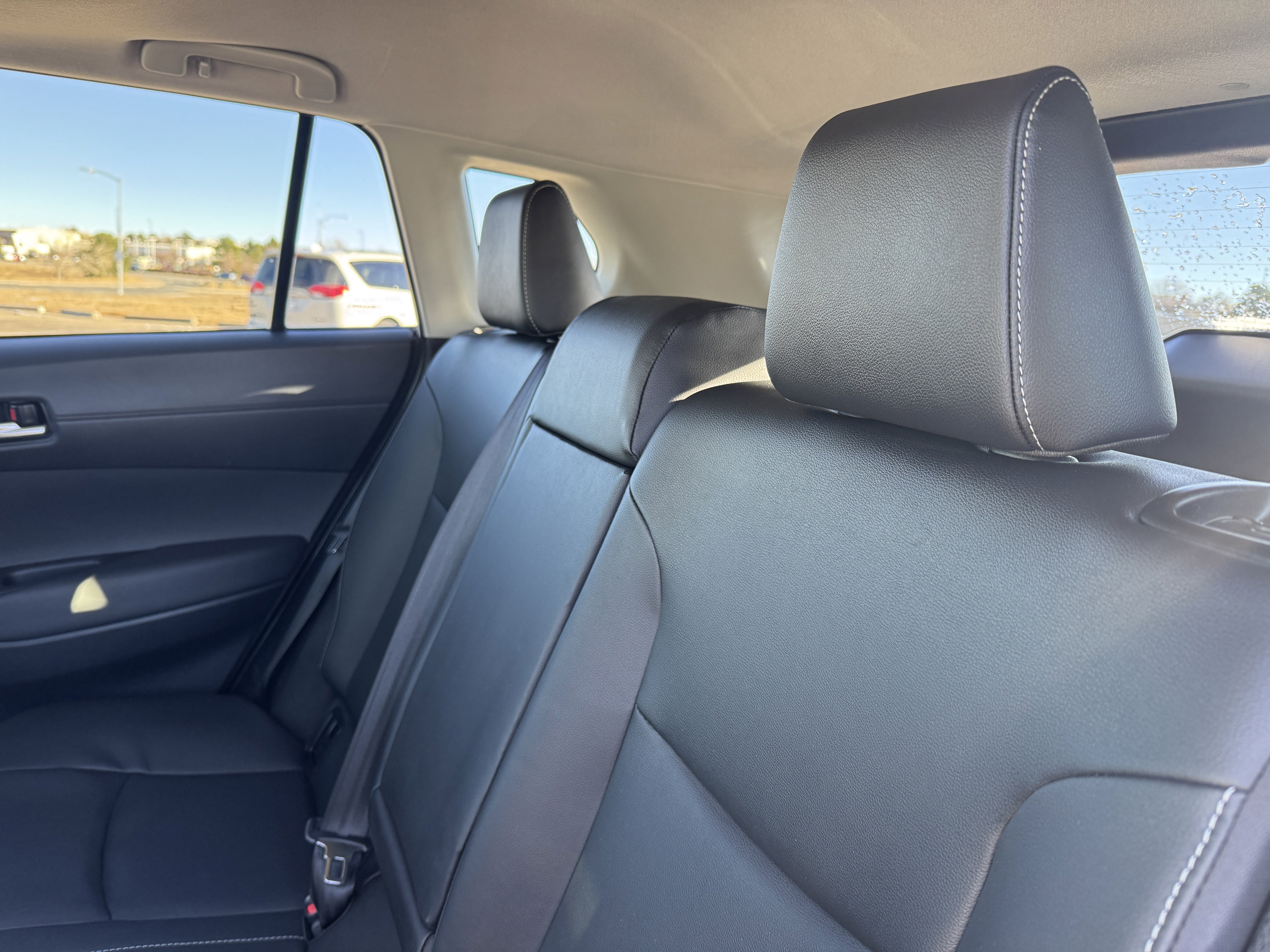 Used 2024 Toyota Corolla Cross XLE image 15