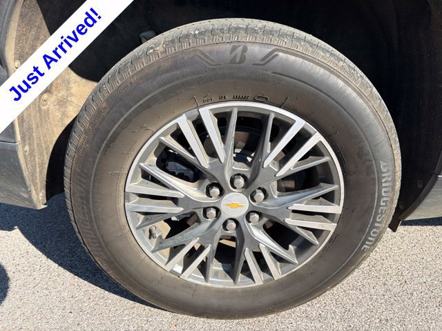 Used 2024 Chevrolet Traverse LS FWD image 17