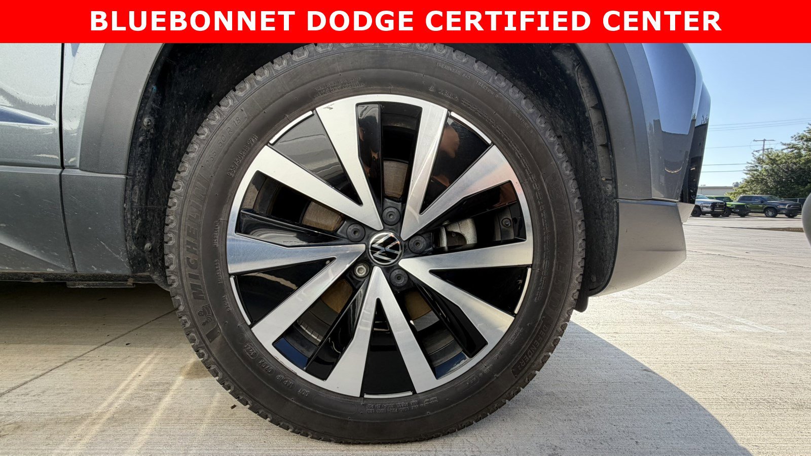 Used 2022 Volkswagen Taos SE w/ Panoramic Sunroof Package FWD image 10