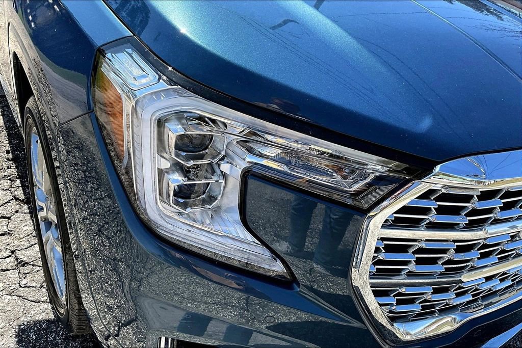 Used 2024 GMC Terrain Denali image 34