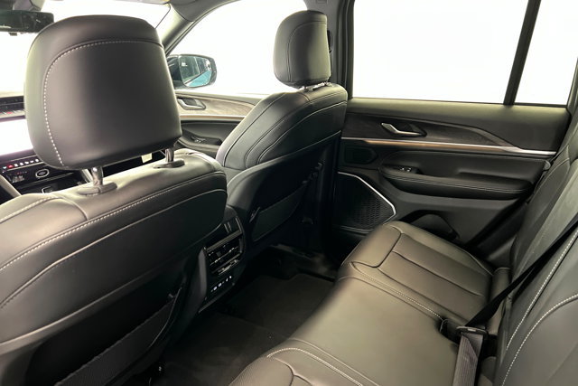 New 2026 Jeep Grand Cherokee Limited AWD/4WD image 20