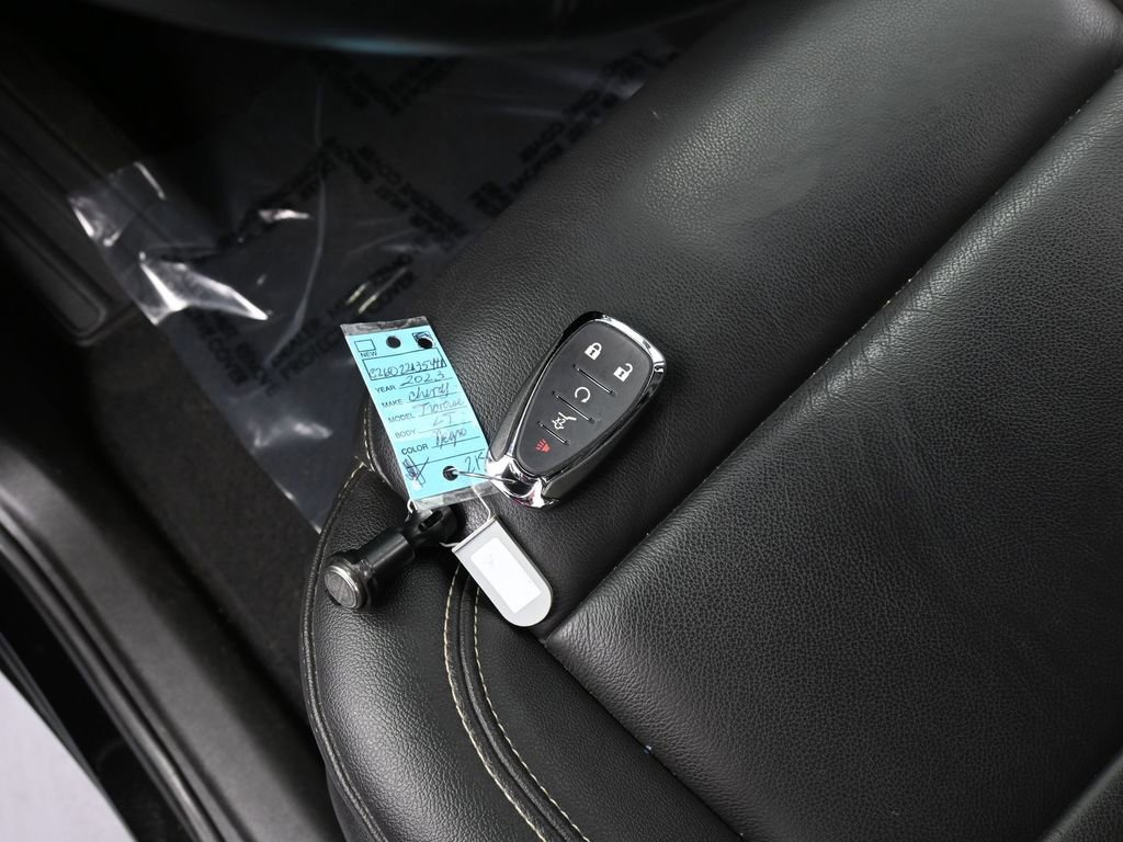 Used 2023 Chevrolet Traverse LT w/ Midnight/Sport Edition image 18