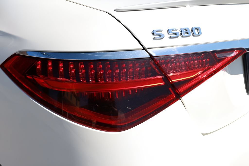 Used 2022 Mercedes-Benz S 580 4MATIC Sedan image 40