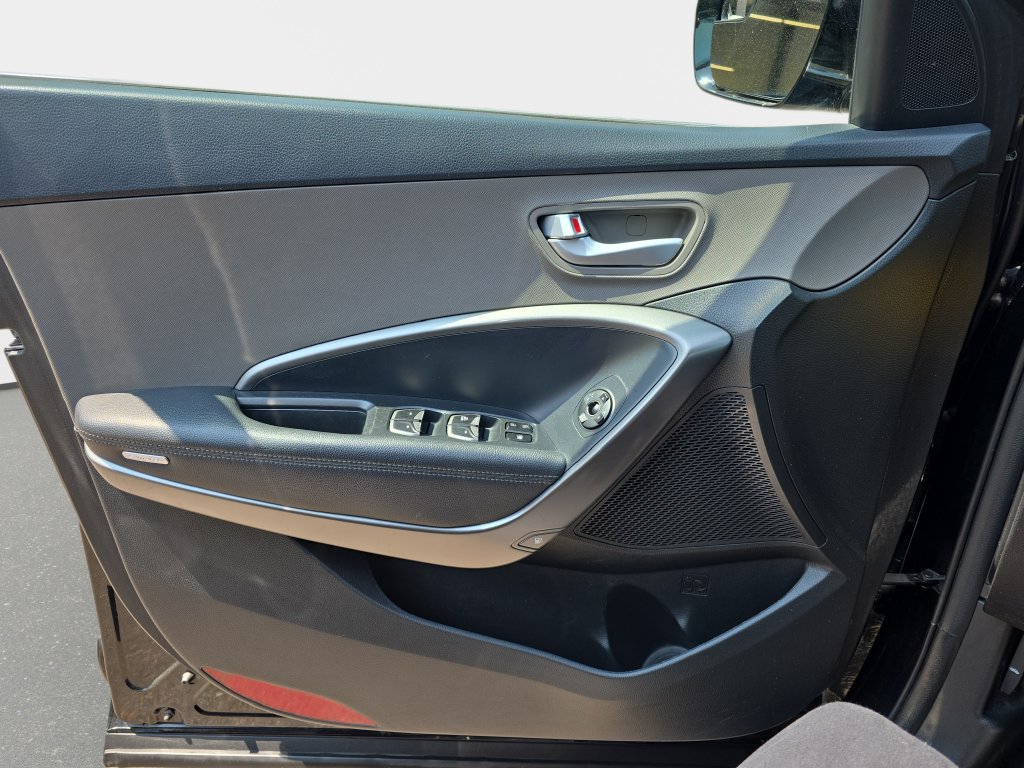 Used 2018 Hyundai Santa Fe Sport AWD/4WD image 27