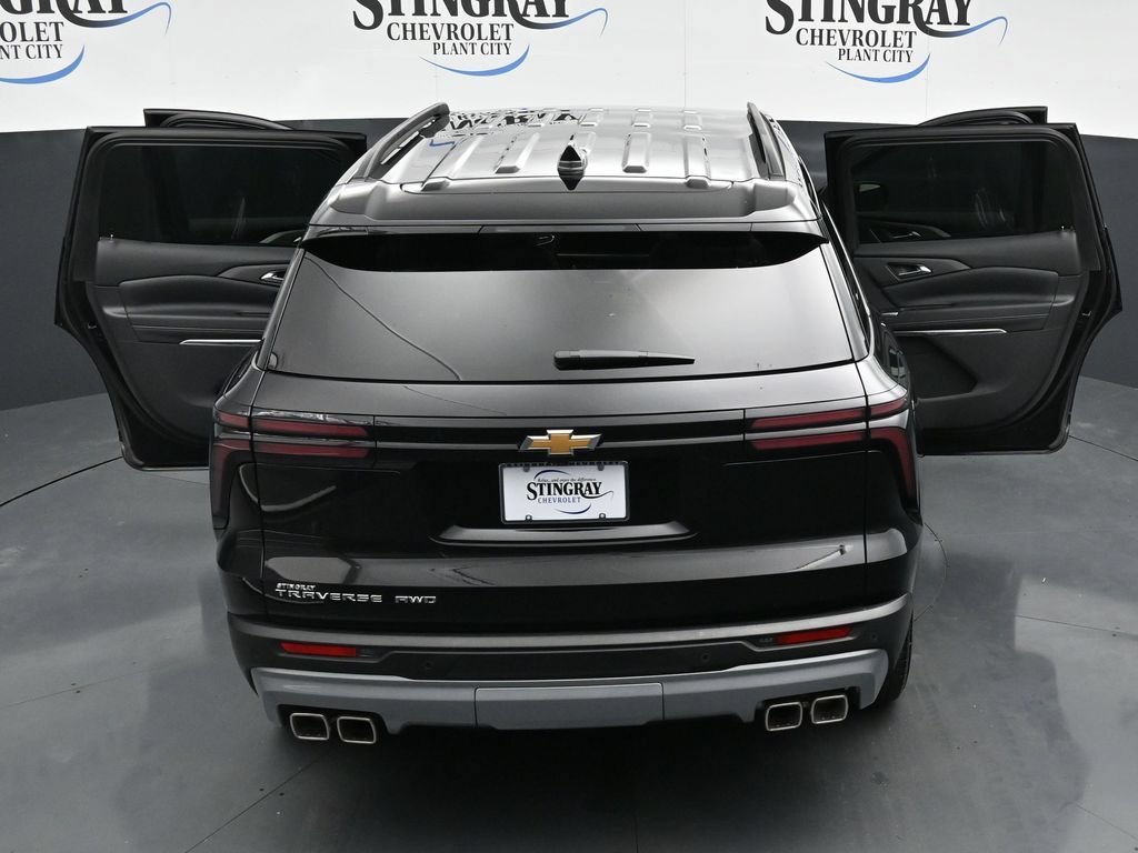 Used 2026 Chevrolet Traverse LT AWD/4WD image 26