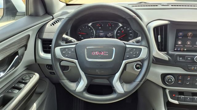 Used 2023 GMC Terrain SLE image 21