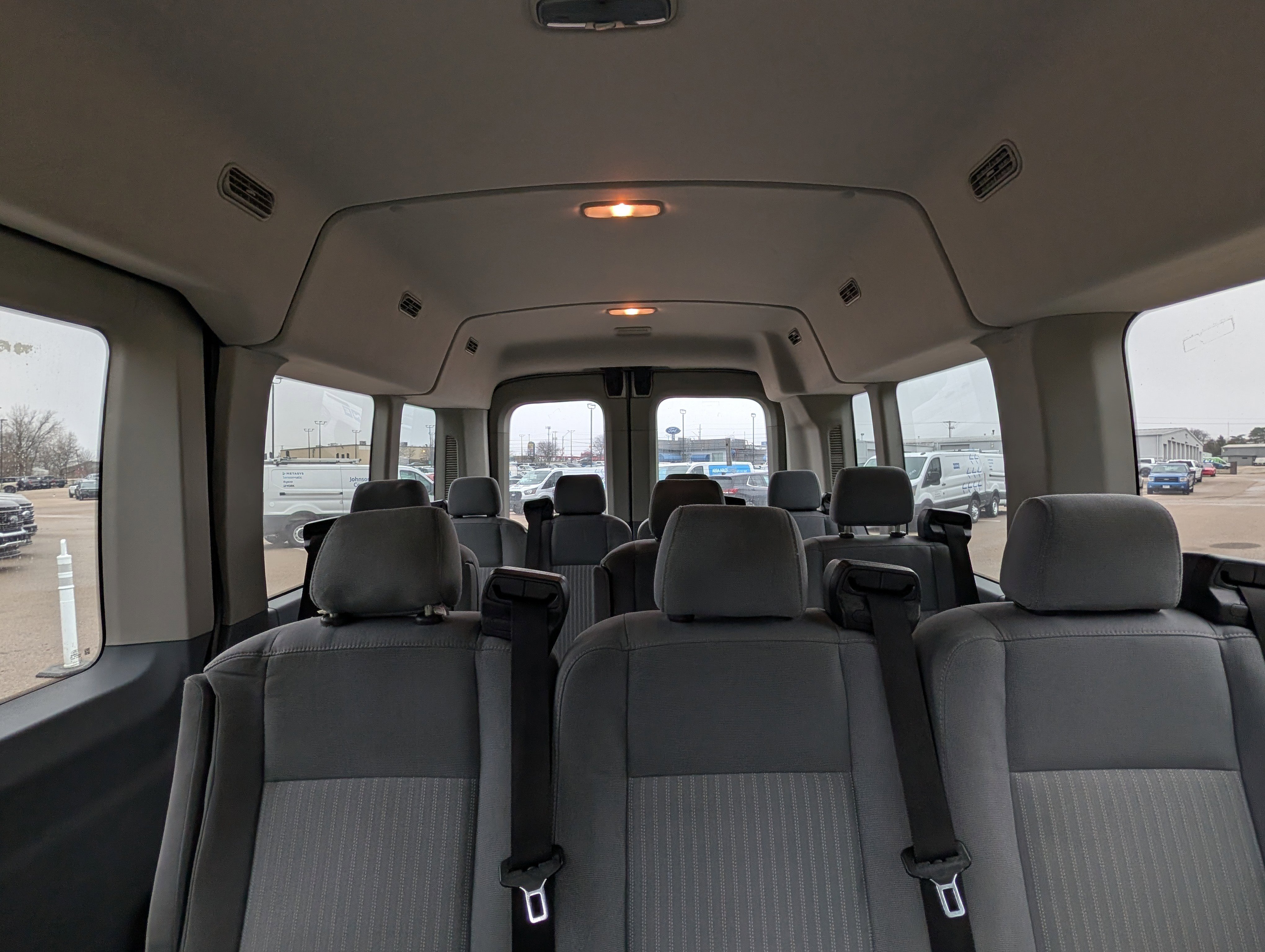 Used 2017 Ford Transit 350 XLT image 21