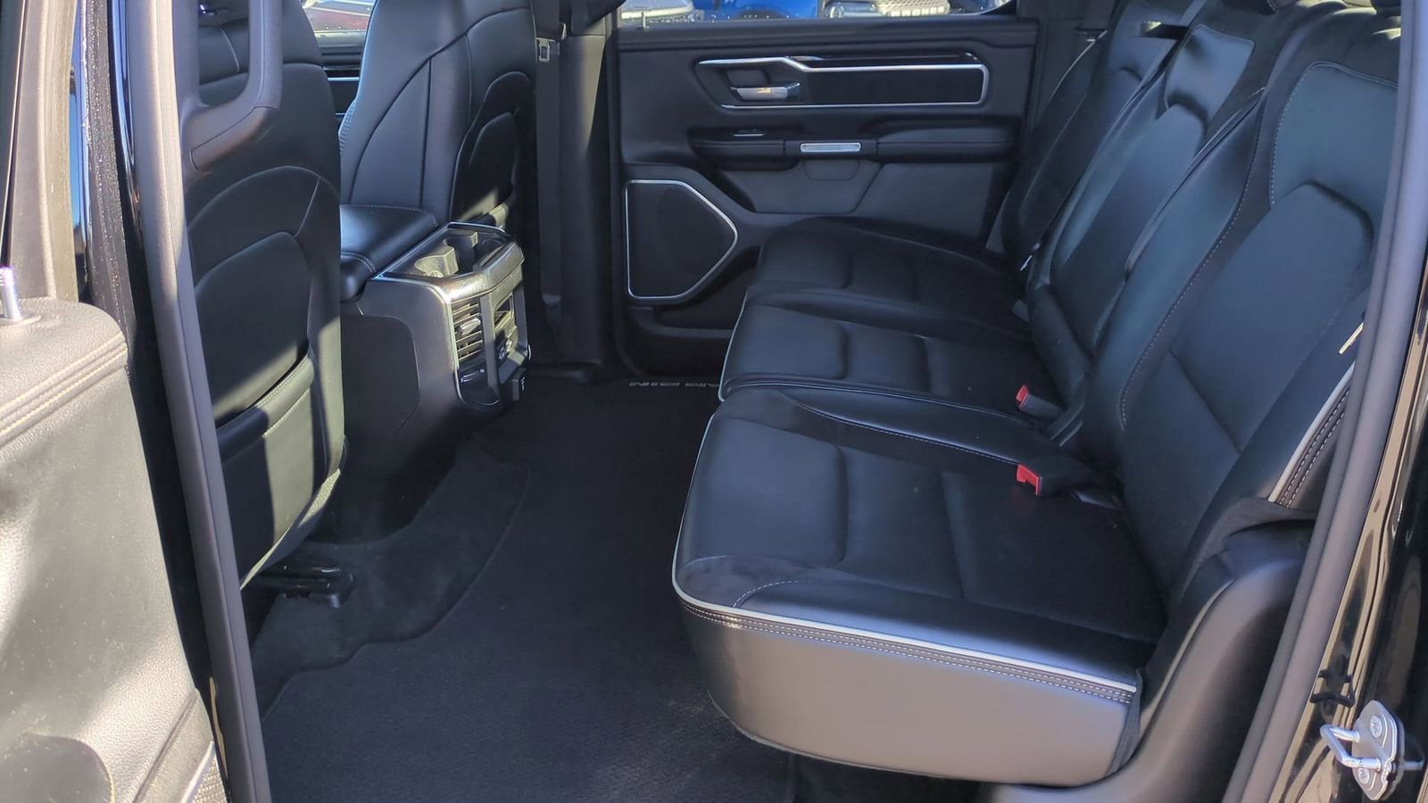 Used 2020 RAM 1500 Laramie w/ Sport Appearance Package image 22