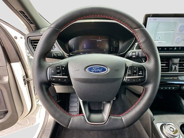 Used 2023 Ford Escape ST-Line w/ Tech Pack #1 image 11