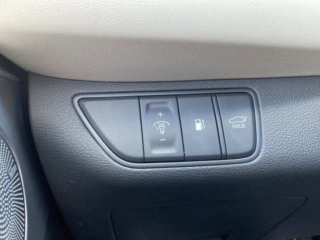 Used 2023 Genesis G70 3.3T w/ Sport Prestige Package image 28