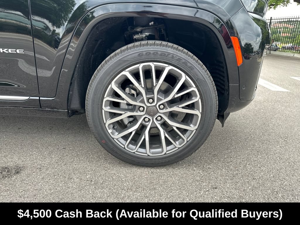 New 2026 Jeep Grand Cherokee L Summit w/ Advanced Protech Group IV AWD/4WD image 14