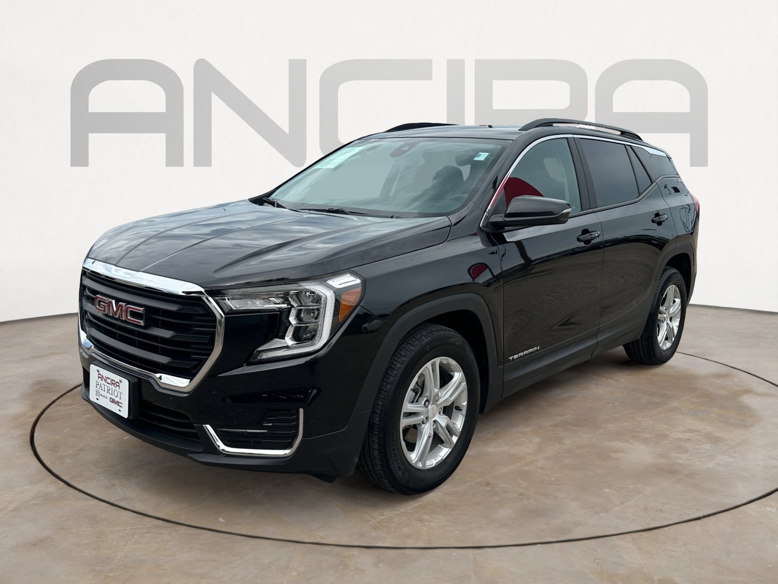 Used 2024 GMC Terrain SLE w/ Driver Convenience Package FWD image 6