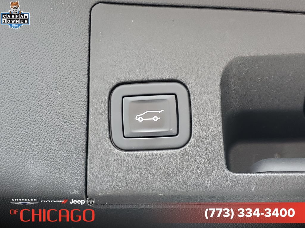 Used 2024 Cadillac XT5 Premium Luxury FWD image 9